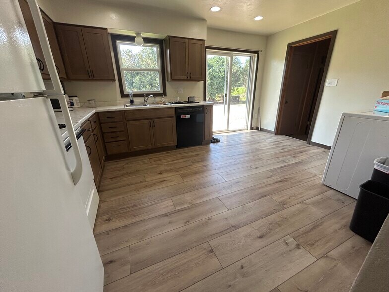 Building Photo - 1423 Starbeck Cir