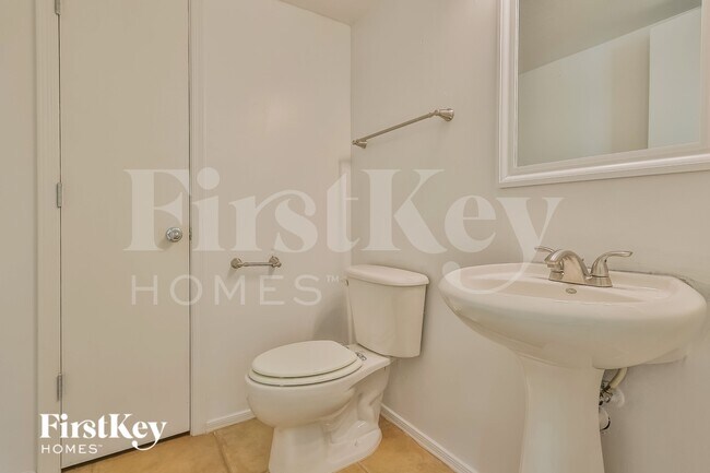 Building Photo - 2383 W Morning Sun Cir