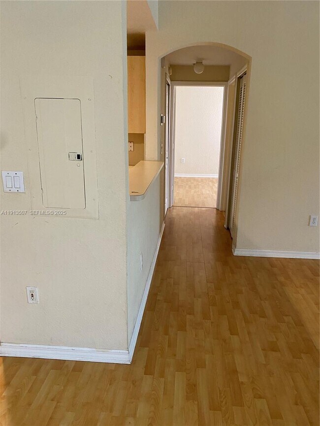 Building Photo - 6380 NW 114th Ave