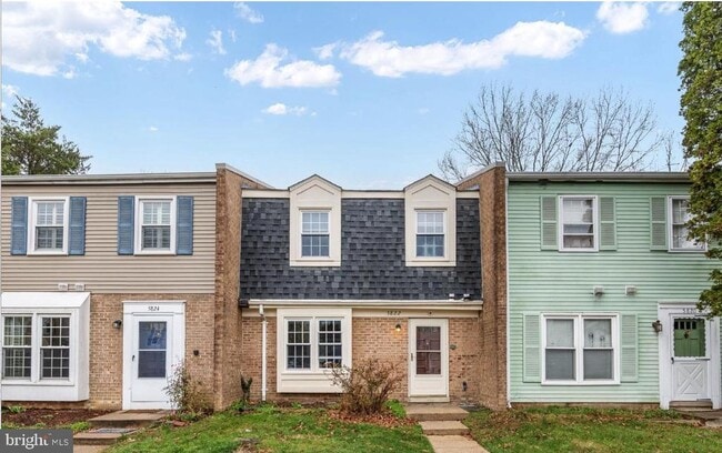 Building Photo - 5822 Burke Manor Ct