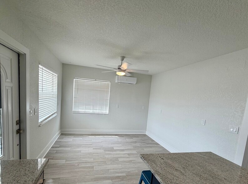 Building Photo - 154 147th Ave E