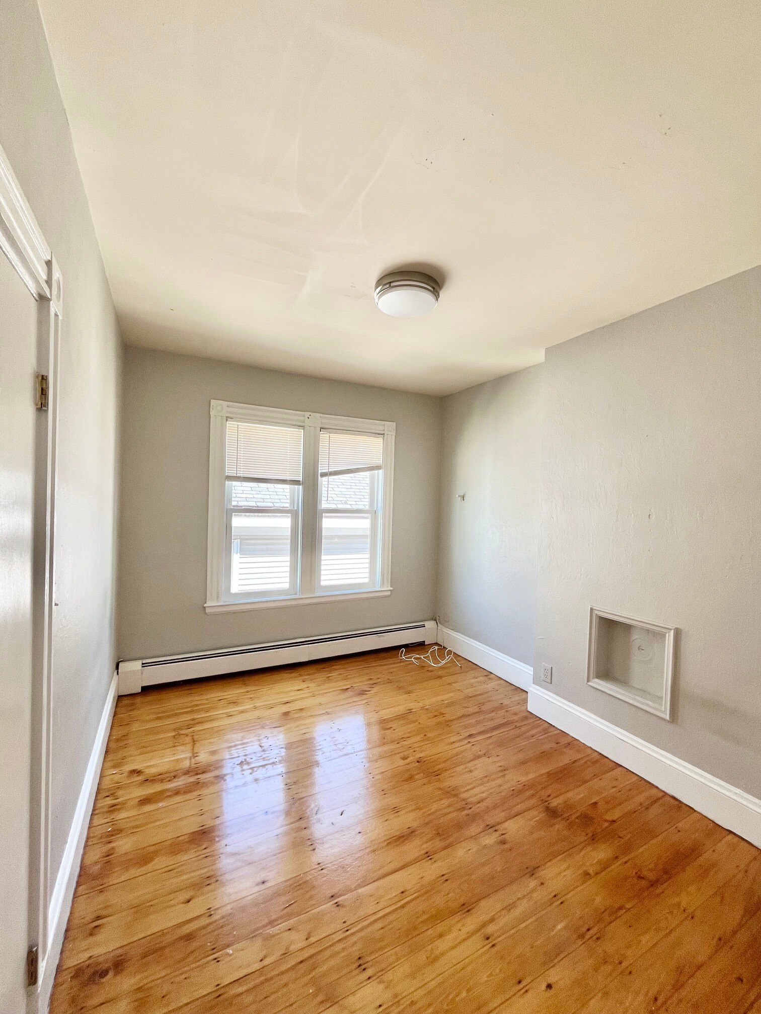 Building Photo - 135 St Alphonsus St