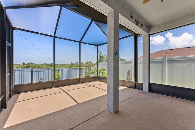 Building Photo - 7322 34th Ct E