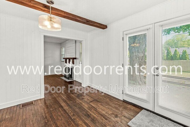 Building Photo - 957 Woodhill Dr