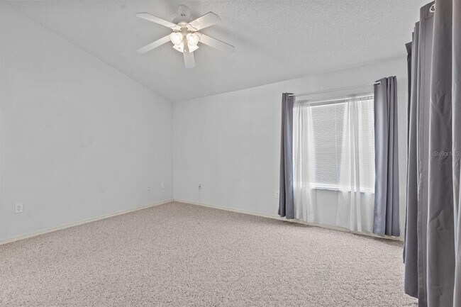 Building Photo - 211 Timberpark Dr
