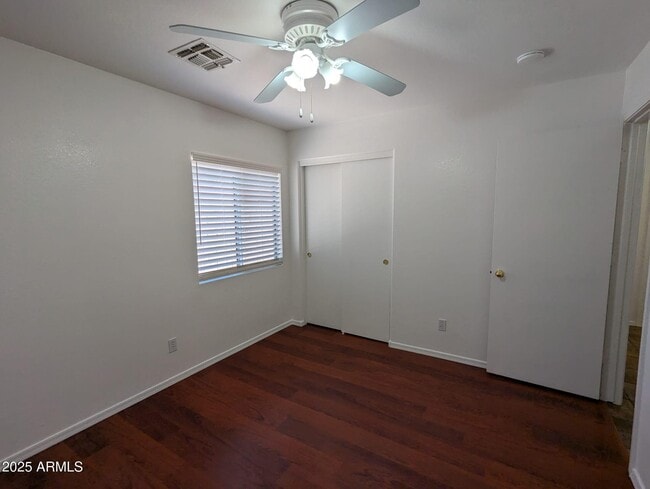 Building Photo - 9716 E Kiva Ave