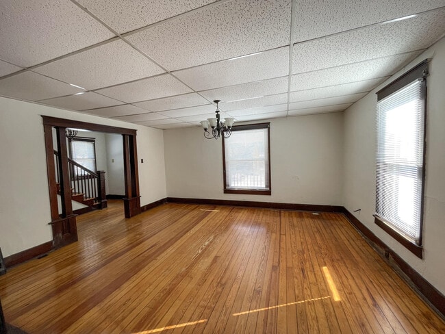 Building Photo - 21 Anderson Ave