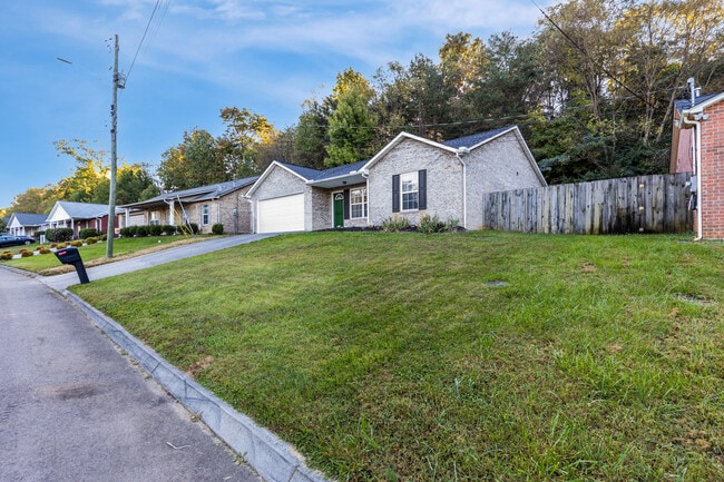Building Photo - 1882 Explorer Ln