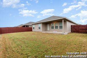 Building Photo - 392 Pebble Bend