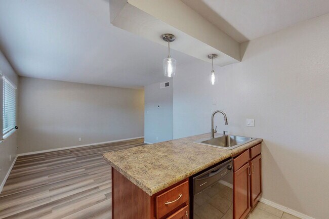 Building Photo - 4200 Montgomery Blvd NE