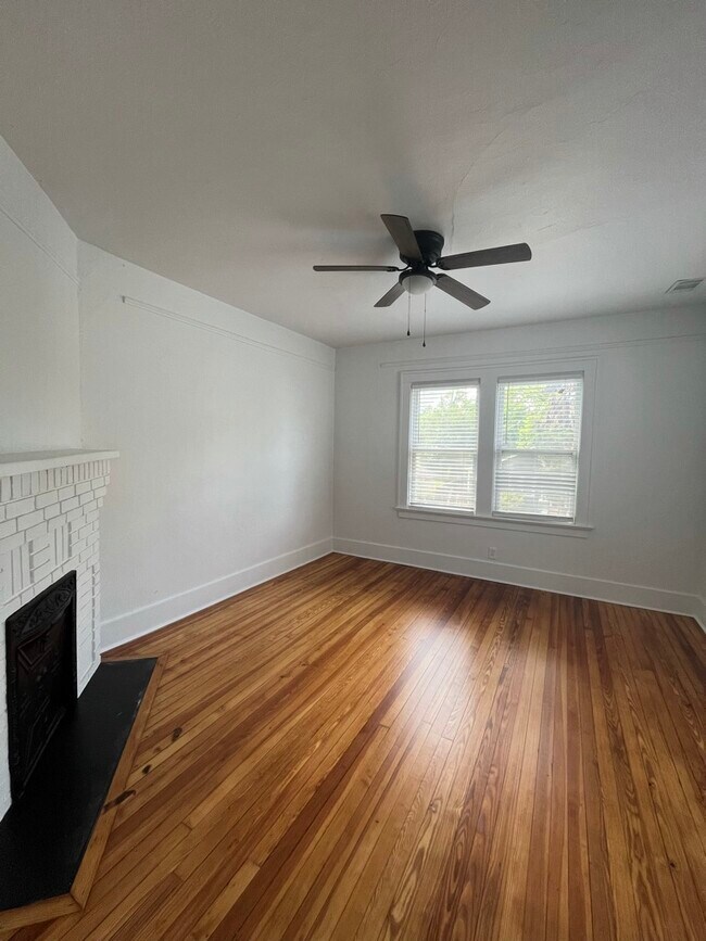 Back Bedroom - 722 E 35th St