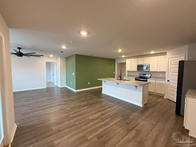 Building Photo - 4424 White Cedar Ct