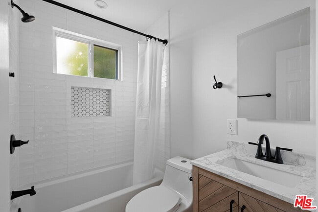 Building Photo - 1408 17th St