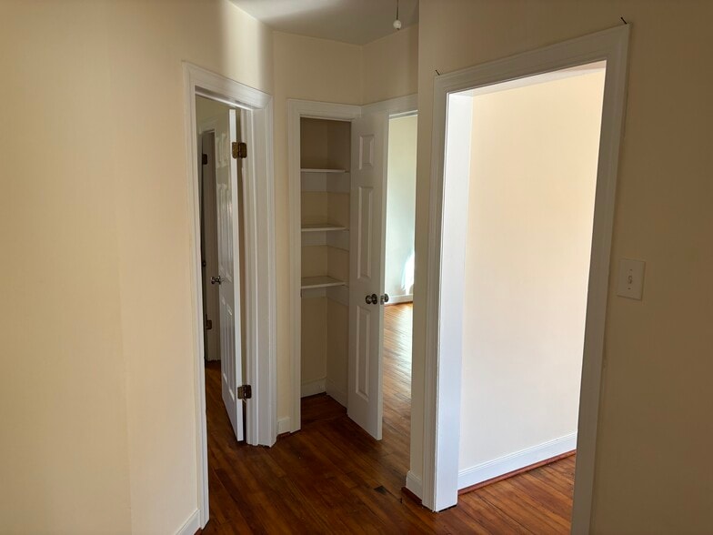 Building Photo - 5316 Smith Ave