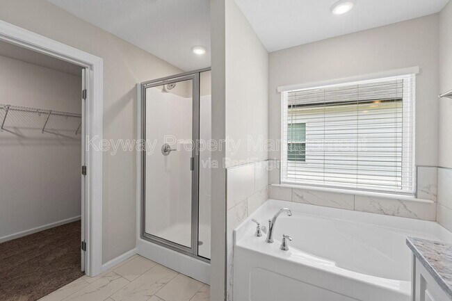 Building Photo - 138 Candleberry Dr