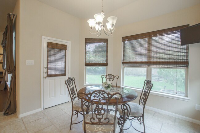 Building Photo - 111 Pheasant Run Dr