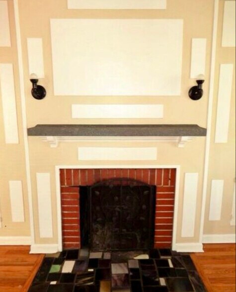 Building Photo - 79 N Layman Ave