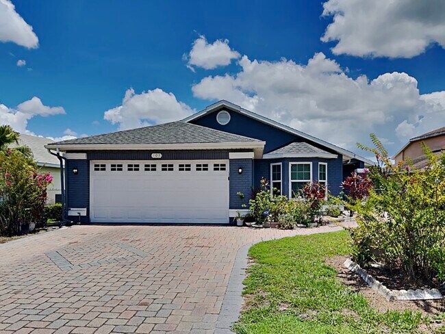 Primary Photo - 103 Coralwood Cir