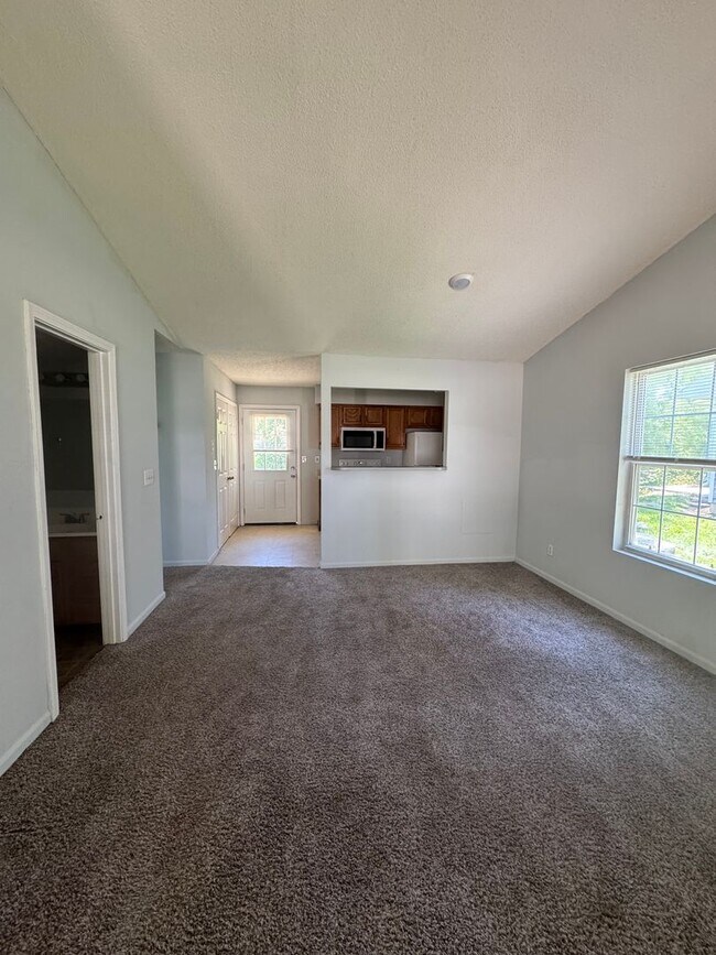 Building Photo - 4182 W Bethany Dr