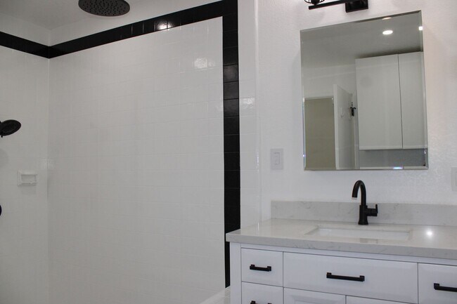 Building Photo - 7610 Woodborough Dr