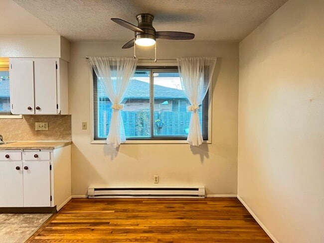 Building Photo - haym01*