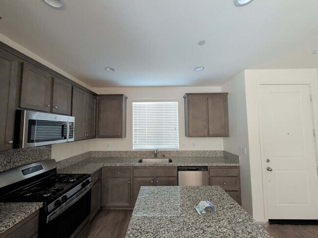 Building Photo - Exceptional 4-Bedroom Home in the Highly Sought-After Harvest at Limoneira