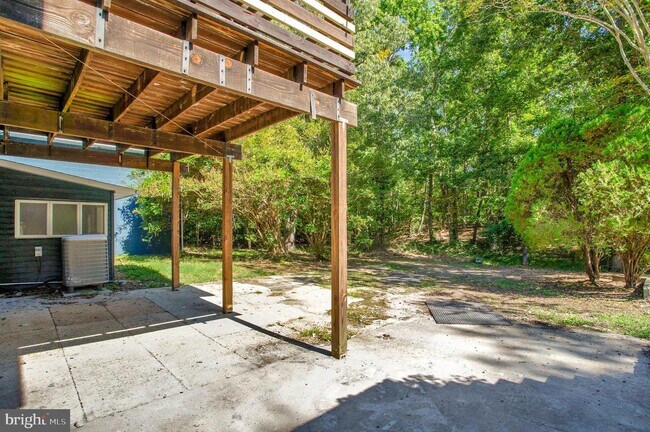 Building Photo - 20478 Poplar Ridge Rd