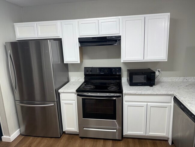 Building Photo - 1905 N Ben Wilson St