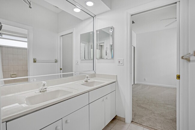 Building Photo - 22 Windward Isle