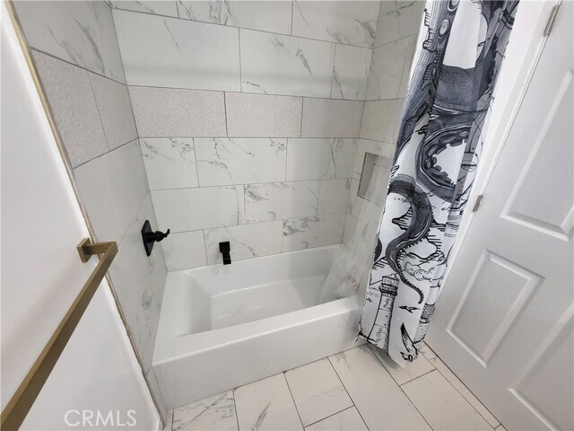 Building Photo - 5942 W 74th St