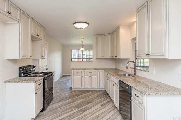 Building Photo - 4207 Cherry Laurel Dr