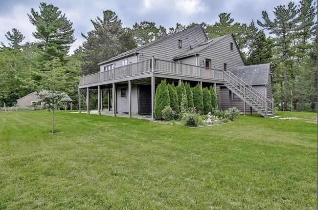 Primary Photo - 72 Long Hill Rd