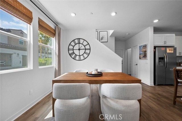 Building Photo - 3959 Lavine Wy