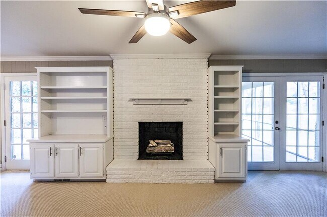 Building Photo - 2418 Sagamore Hills Dr