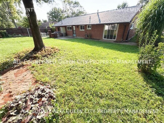 Building Photo - 3692 Elmira Dr