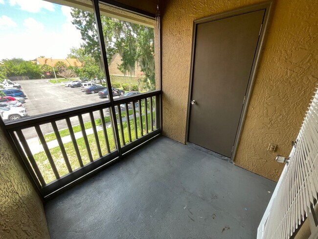 Building Photo - 409 Fountainhead Cir