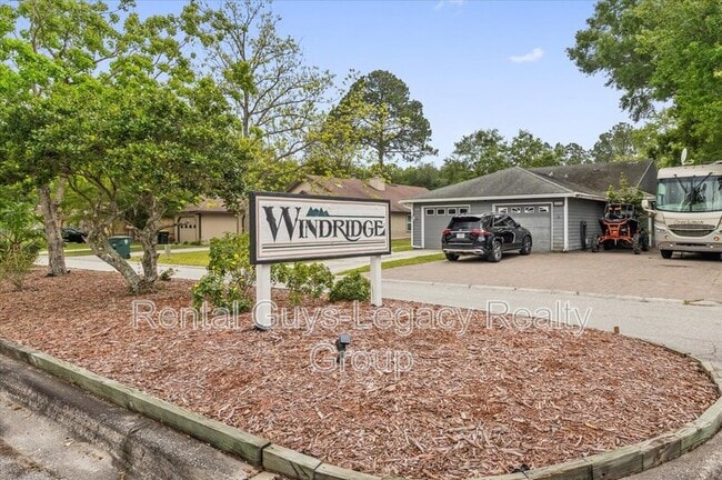 Building Photo - 3854 Windridge Ct