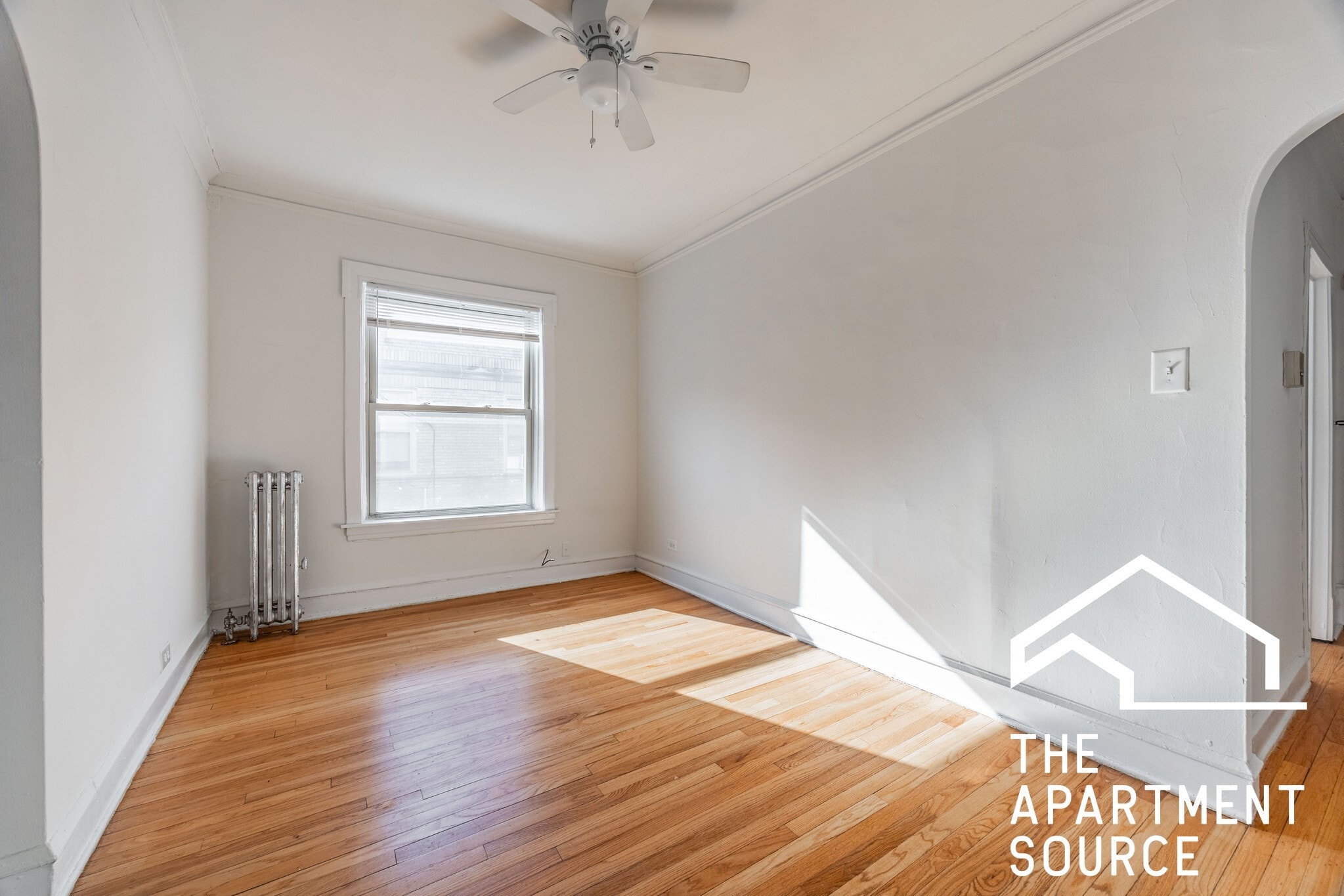 Building Photo - 6346 N Magnolia Ave