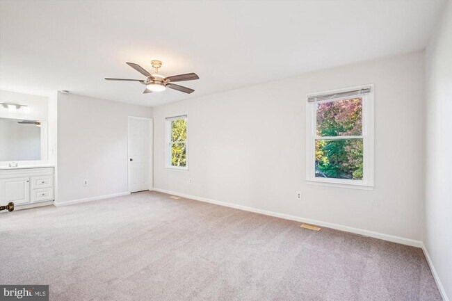 Building Photo - 8803 Black Alder Dr