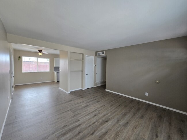 Building Photo - 3645 S Alberta Pl