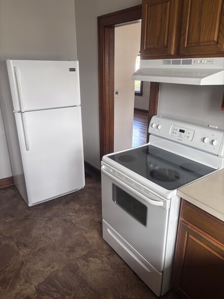 Building Photo - 2617 Peach Ln