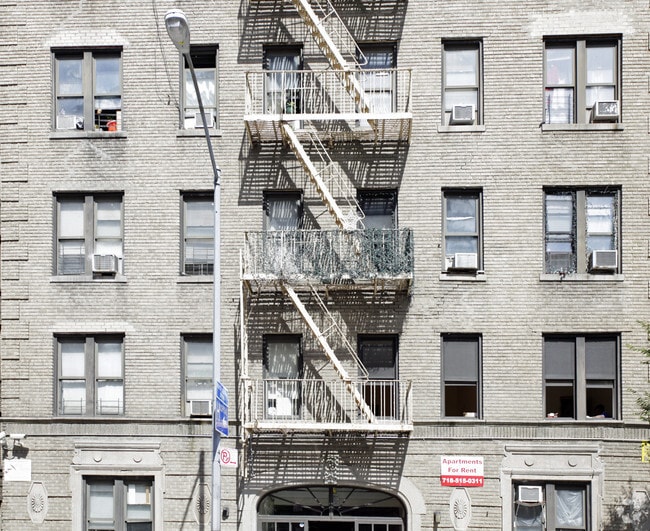 Building Photo - 3433 Dekalb Ave