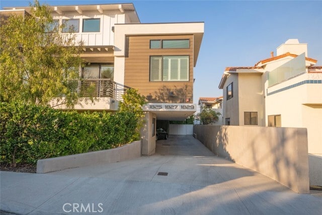 Building Photo - 1825 11th St