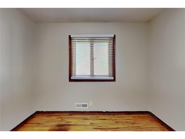 Building Photo - 11255 Arrowhead St NW