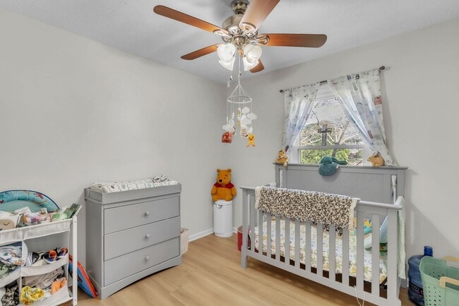 Building Photo - NEW LISTING!!!!!