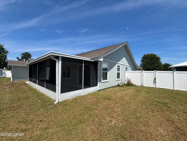 Building Photo - 7312 Rodgers Dr