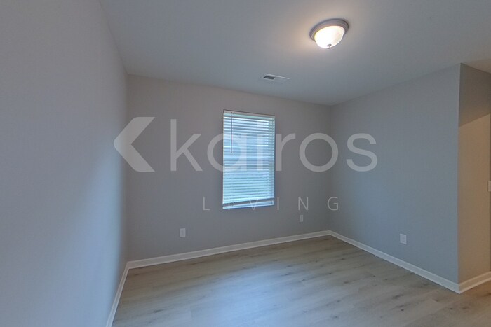 Building Photo - 2519 Upland Cir
