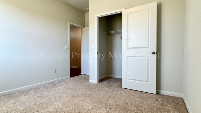 Building Photo - 441 Tributary Cir