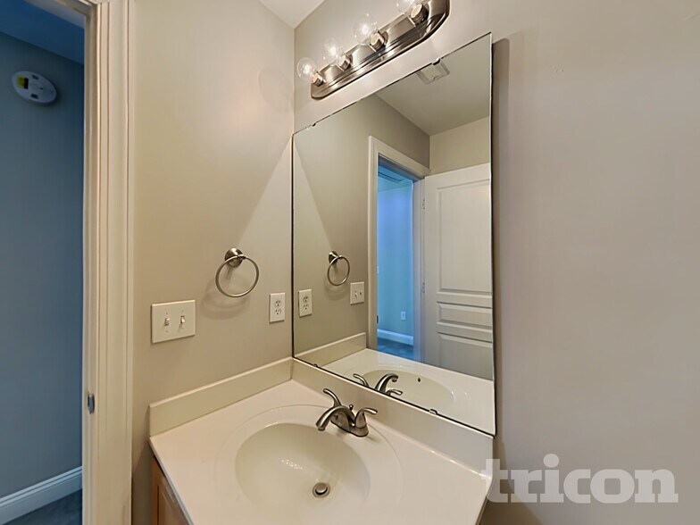 Building Photo - 4813 Samuel Richard St