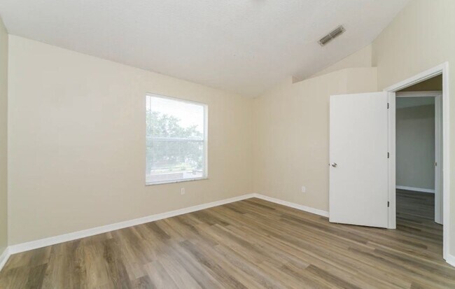 Building Photo - 2337 Cordova Ct